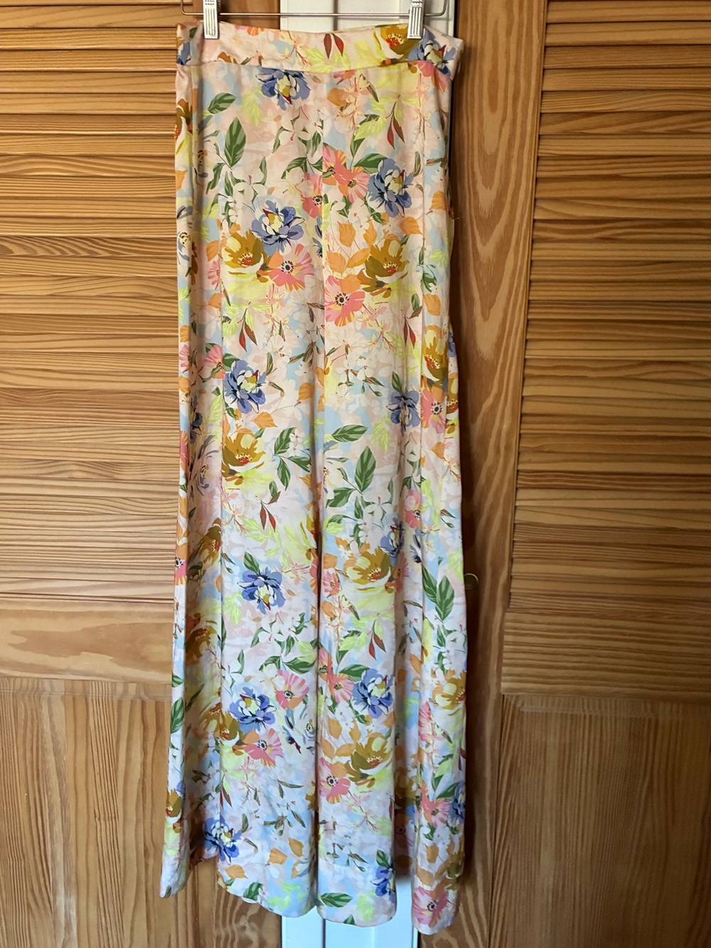NWOT Zara Pastel Floral flowy pants in Yellow, Blue & Pink size medium